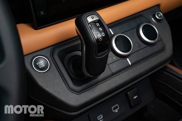 ​​디펜더 90 P400 X&nbsp; 사진 모터매거진 최재혁 기자​​