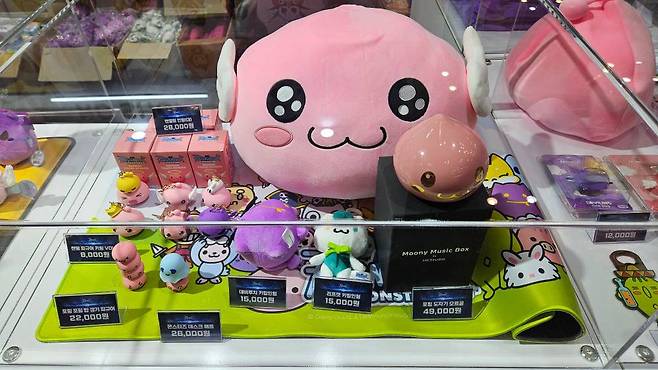 귀여운 라그나로크 굿즈들이 눈에 띈다