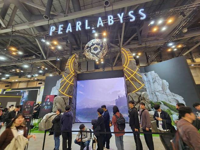 붉은사막 시연 버전을 선보인 펄어비스