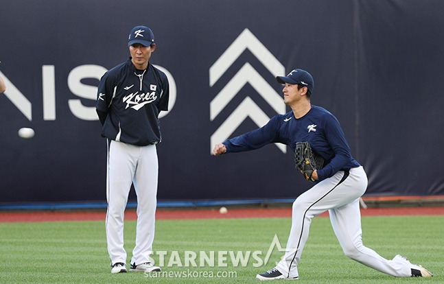 [포토] 고영표 '가거라 쭉쭉'