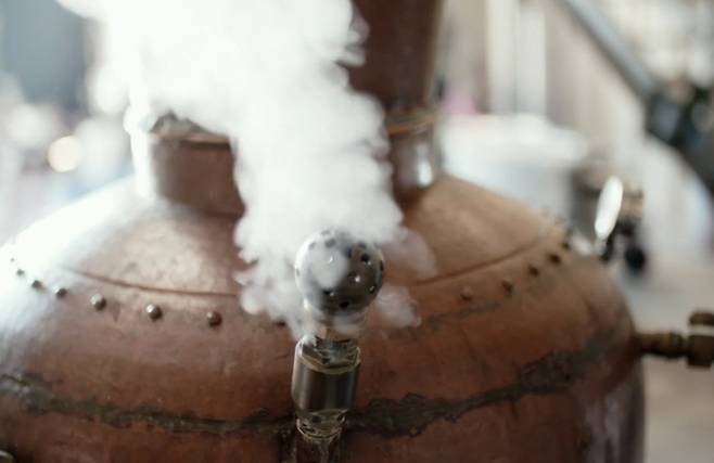 증류 과정. 홈페이지