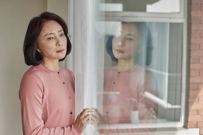 외로움은 정서적 현상을 넘어 뇌졸중 파킨슨병 등 심각한 질환으로이어진다. .[사진= 게티이미지뱅크]