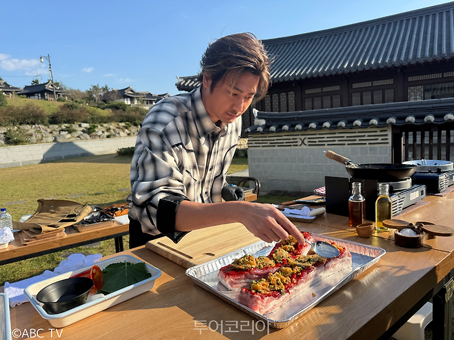 Mocomichi Hayami의 트래블키친 스틸컷/사진-일본 ABC TV 제공