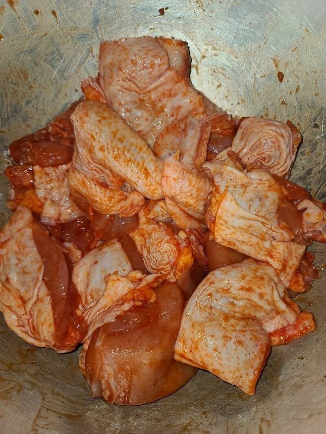 1000017124.jpg 치킨 핫 후라이드를 먹으면 다음날 설사하는 이유....jpg