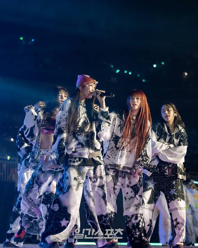 [2024 KGMA] '2024 코리아그랜드뮤직어워즈(KGMA)' 첫째날 행사가 16일 인천 중구 운서동 인스파이어 아레나에서 열렸다.일간스포츠(이데일리M)가 주최하고 KGMA 조직위원회가 주관하는 '2024 KGMA'는 올해 창간 55주년을 맞은 일간스포츠가 대한민국 대중음악계에 새로운 패러다임을 제시하기 위해 새롭게 개최하는 시상식으로 16, 17일 이틀간 펼쳐진다. 영종도(인천)=KGMA특별취재반 /2024.11.16/