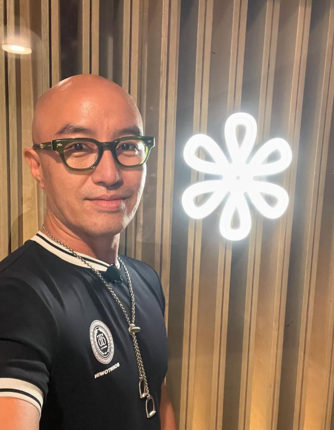 홍석천 사회관계망시스템(SNS) 갈무리.