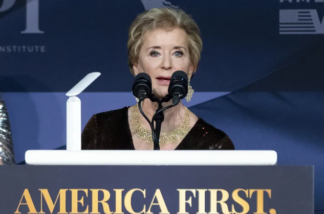 도널드 트럼프 미국 대통령 당선인이 19일(현지시간) 교육부 장관으로 지명한 린다 맥마흔 전 중소기업청장. ⓒAP/연합뉴스