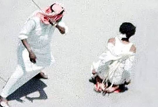 1985년 사우디 내 마약사범 참수 장면. 데일리메일 보도화면 캡처, 뉴시스