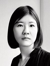 이진송 계간 ‘홀로’ 발행인