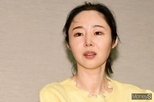 민희진 어도어 전 대표가 빌리프랩 김태호 대표 등을 정보통신망법 상 명예훼손 등의 혐의로 고소했다. 사진은 지난 5월 서울 중구 신문로 한국프레스센터에서 어도어 임시주주총회 결과에 따른 입장을 설명하는 기자회견을 가진 민희진 어도어 전 대표. /사진=임한별 기자