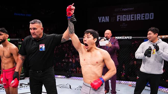 로드 투 UFC 시즌3에서 우승한 최동훈. 사진=UFC SNS