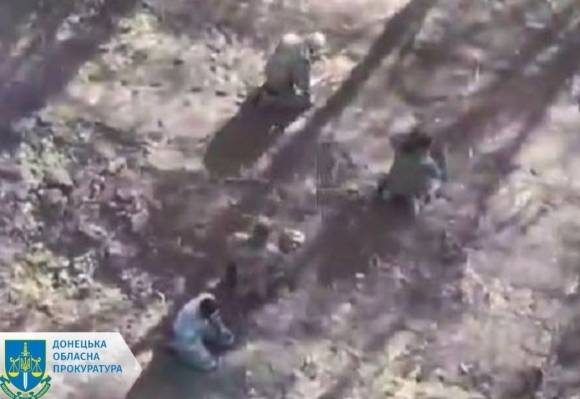 러시아군이 포로로 잡은 우크라이나군 병사 5명을 처형했다는 주장이 나왔다.