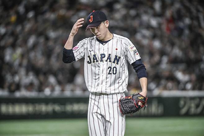 홈런 허용 후 좌절하는 도고 쇼세이. 사진=WBSC