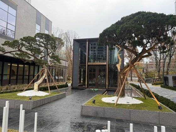 단지 내 티하우스. 사진 백민정 기자