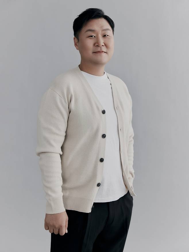 MBC 드라마 ‘이토록 친밀한 배신자’에서 오정환 역을 연기한 배우 윤경호. 사진 눈컴퍼니