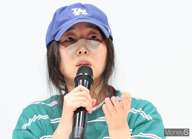 민희진 어도어 전 대표가 하이브 최고홍보책임자(CCO)와 홍보실장을 고발했다. 사진은 지난 4월 서울 서초구 한국컨퍼런스센터에서 긴급 기자회견에 참석한 민희진 어도어 전 대표. /사진=임한별 기자