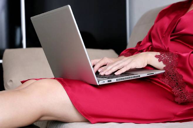 미국의 한 40대 여성이 매일 포르노를 보는 이유를 공개했다. 사진은 사례와 관련없음./사진=게티이미지뱅크