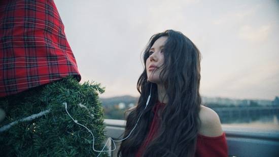 가수 올리비아 마쉬. 사진|엠플리파이