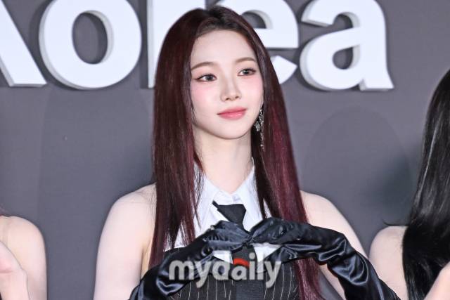 그룹 에스파 카리나가 15일 서울 동대문구 회기동 경희대학교 평화의 전당에서 진행된 '틱톡 어워즈 코리아' 레드카펫 행사에 참석했다/ 마이데일리