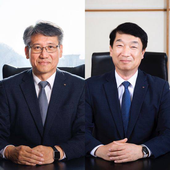 최삼영 동국제강 대표이사 사장(왼쪽)과 박상훈 동국씨엠 대표이사 사장.ⓒ동국제강그룹