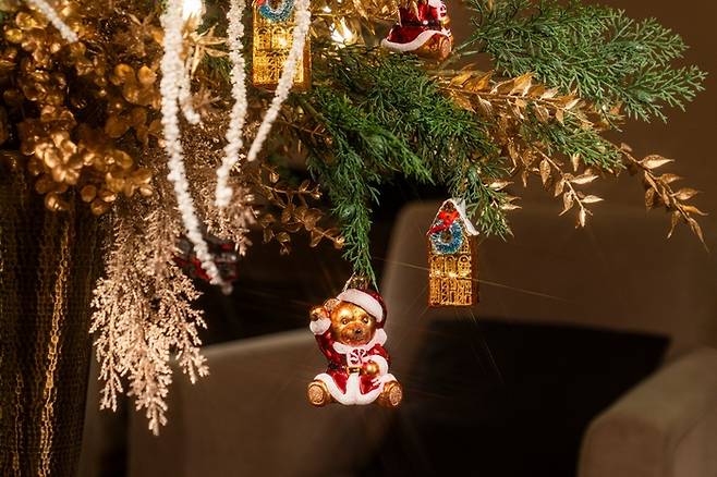 ‘타임리스 화이트 크리스마스(Timeless White Christmas)’ 패키지 / 사진=웨스틴 조선 서울