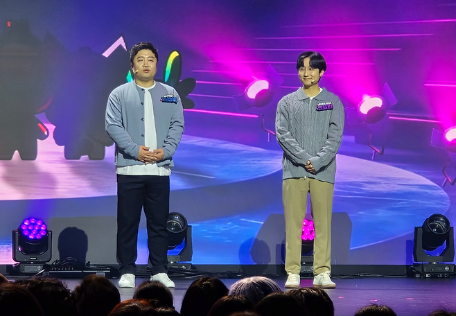 왼쪽부터 '마비노기' 민경훈 디렉터, 최동민 콘텐츠 리더.