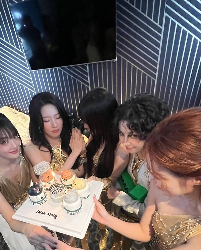 (여자)아이들