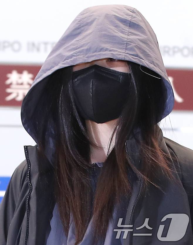 걸그룹 뉴진스 해린이 일본 일정을 마친 뒤 3일 김포국제공항을 통해 입국하고 있다. ⓒ News1 권현진 기자