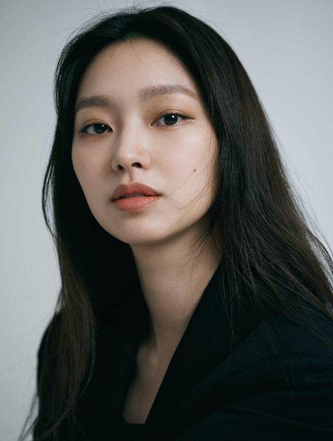 배우 최유화.사진=클로버컴퍼니