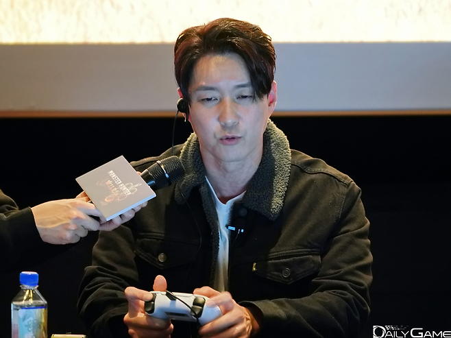 '몬스터헌터'의 팬으로 다시 한 번 행사장을 찾은 배우 심형탁.