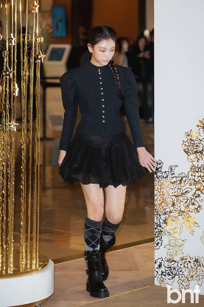 크리스챤 디올뷰티 '디올뷰티 홀리데이 팝업' / 뉴진스 해린