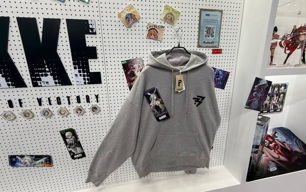 - 후드도 구매욕을 솟구치게 만들었다