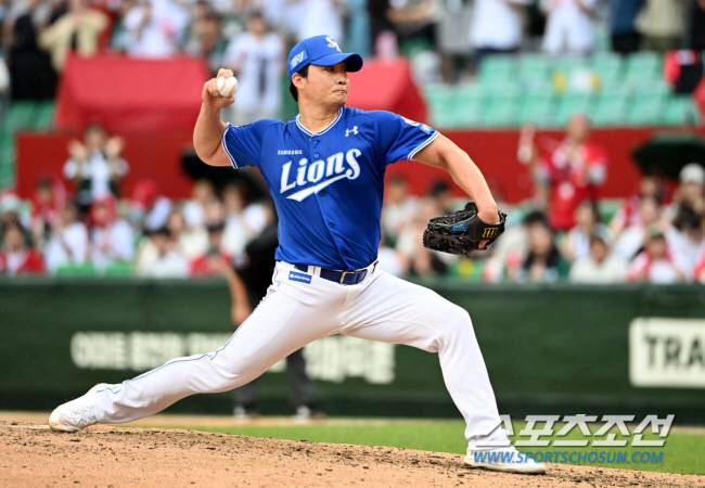 15일 인천SSG랜더스필드에서 열린 삼성과 SSG의 경기, 7회말 등판한 삼성 오승환이 역투하고 있다. 인천=허상욱 기자 wook@sportschosun.com/2024.09.15/