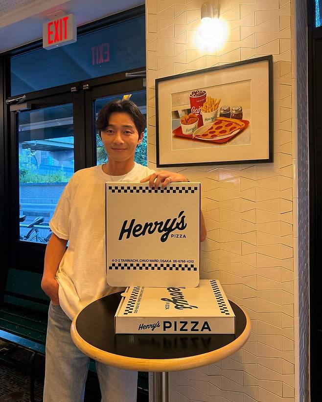 @henrys_pizza_osaka
