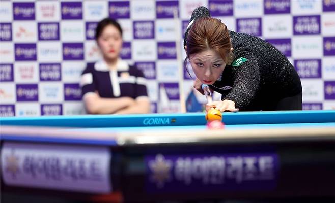 프로당구 5연속 우승을 달성한 김가영. ⓒ PBA