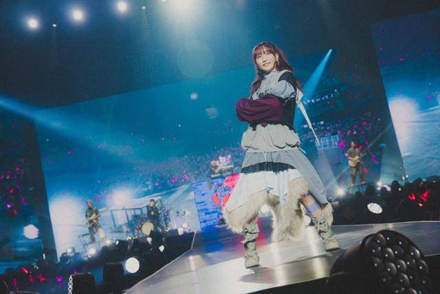 요아소비는 8일 오후 인천 중구 인스파이어 아레나에서 '요아소비 아시아 투어 2024-2025 '초현실'(YOASOBI ASIA TOUR 2024-2025 'cho-genjitsu') 2회차 공연을 개최했다. 리벳(LIVET) 제공