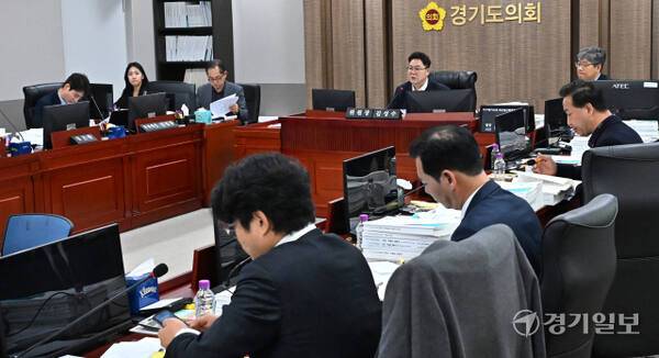 제379회 정례회 제1차 예산결산특별위원회 모습. 경기일보DB