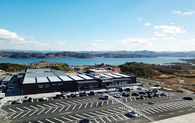 예산예당호 휴게소 전경 [이도 제공. 재판매 및 DB 금지]