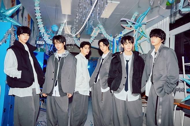 투어스. 사진 | 플레디스