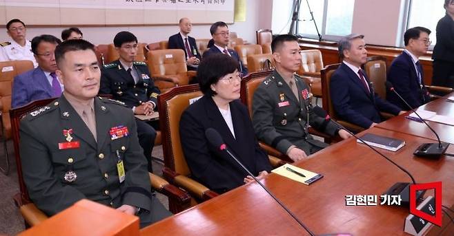 지난 7월 19일 국회 법제사법위원회에서 열린 '윤석열 대통령 탄핵소추안 발의 요청' 국민동의 청원 관련 청문회에 박정훈 전 해병대 수사단장, 임성근 전 해병대 1사단장, 이종섭 전 국방부 장관 등 증인들이 참석해 있다.