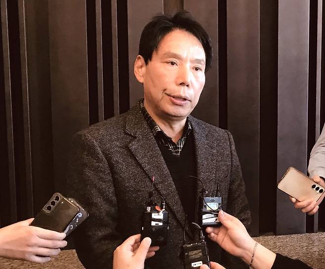신문선 명지대 기록정보과학전문대학원 스포츠기록분석학과 초빙교수/연합뉴스