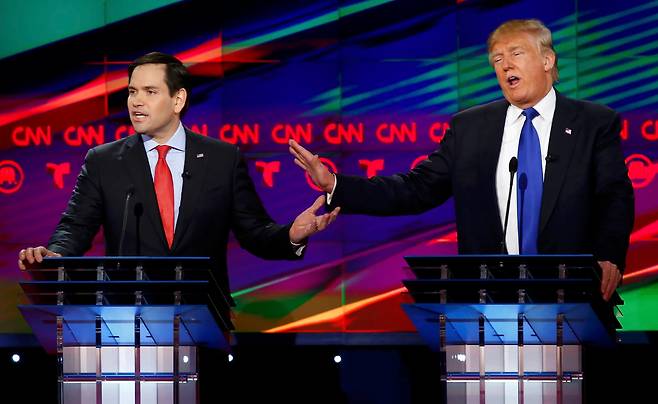 도널드 트럼프 2기 행정부 국무장관으로 지명된 마르코 루비오(왼쪽) 미 상원 의원과 트럼프 대통령 당선인/조선일보DB