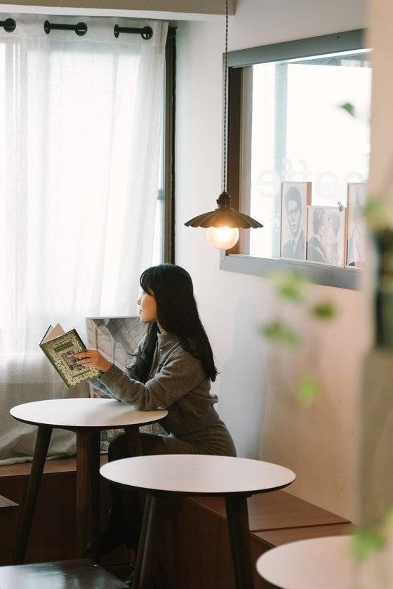 작가 지니따(Ginita)