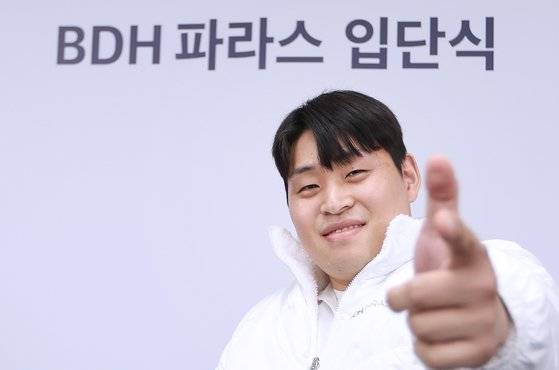 축구 선수 시절 교통사고를 당한 뒤 장애인사격선수로 새롭게 출발하게 된 유연수. 사진 대한장애인체육회