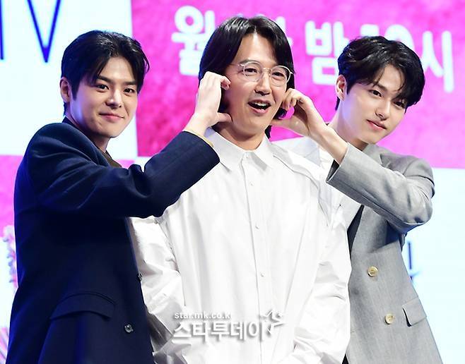 ‘나미브’ 제작발표회에 참석한 배우 려운(왼쪽부터), 윤상현, 이진우. 사진|강영국 기자