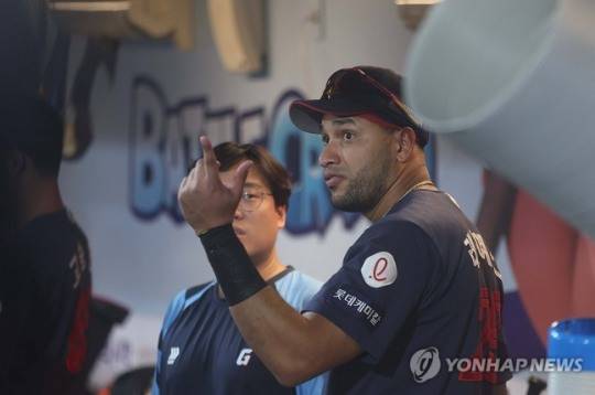 롯데 빅터 레이예스