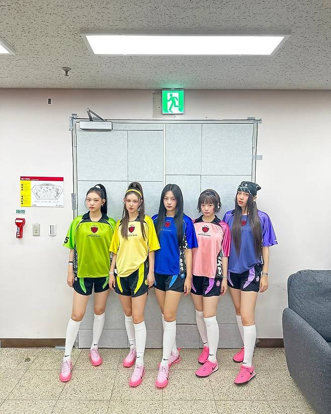 인스타그램 @newjeans_official