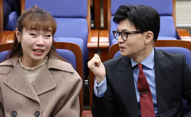 한동훈 전 대표가 ‘탄핵 찬성’ 김예지에 보낸 문자