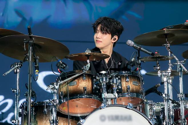 데이식스 도운 ‘2024 DAY6 Special Concert ‘The Present’’ (제공: JYP엔터테인먼트)