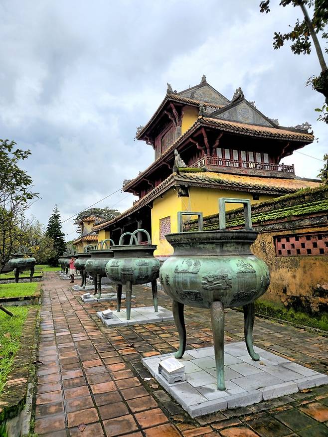 후에성 또미에우 사원.